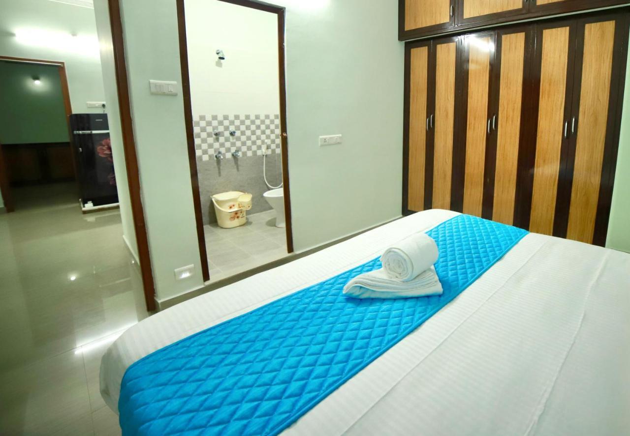 Truelife - Family Suites - Ps4 Veg Restaurant, On Way To Balaji Temple - 2Bhk Ac Apartments - Coffee Tea Milk - Super Fast Wifi, Kitchen, Smart Tv, Parking - Easy Access To Airport, Railway Station And To All Temples - Top Service With Lots Of Love 티루파티 외부 사진
